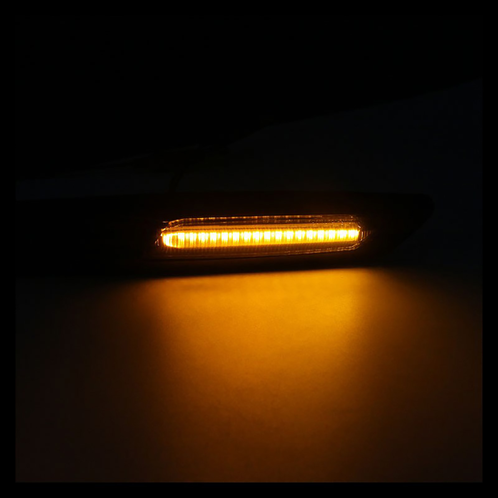 BMW Frecce laterali base cromata e lente fum&eacute; (2PCS)